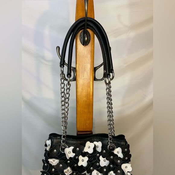 Black White Leather Purse Flowers Applique Shoulder Bag Glam Luxury Amerileather - Picture 3 of 12